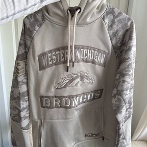 Colosseum Men’s Western Michigan Broncos Camo Hoodie